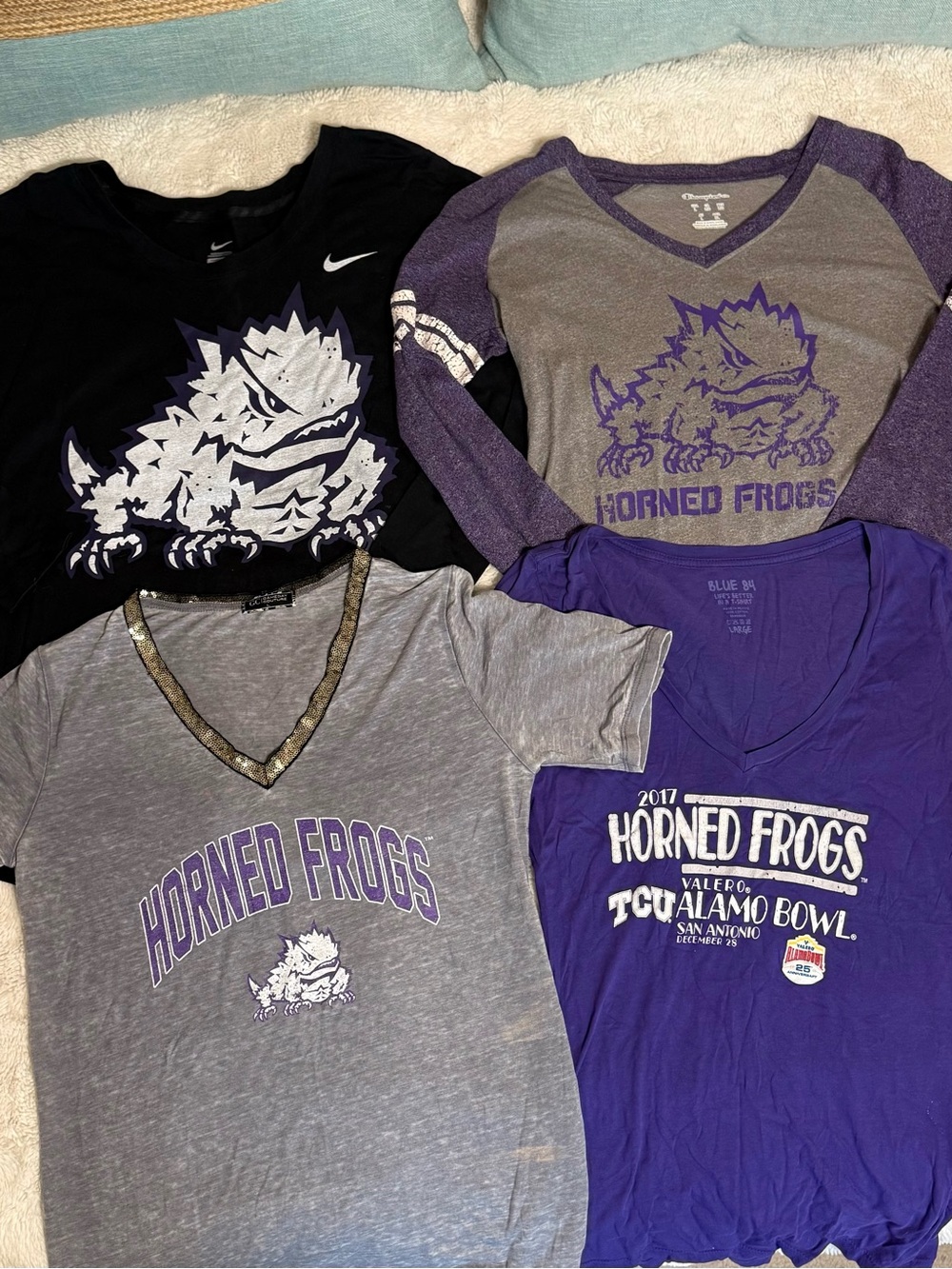 4 Women’s TCU Horned Frogs Tee Bundle - Purple, Gray, Black - Size Large